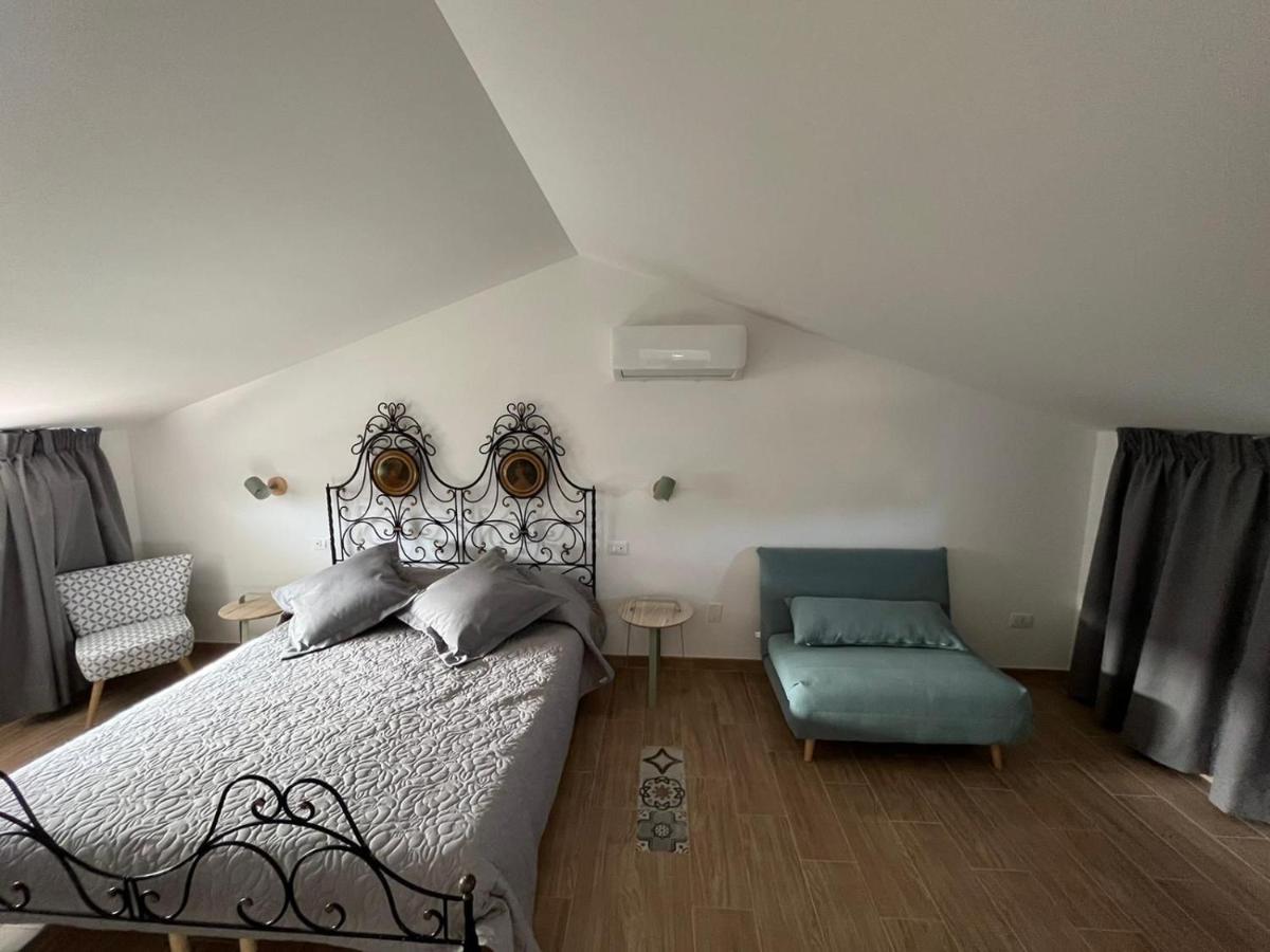 カラベルナルド Casa Arianna In Val Di Notoヴィラ エクステリア 写真